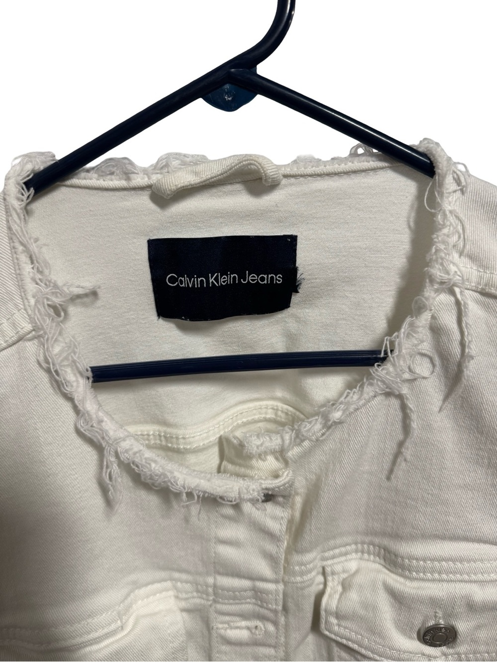 Calvin Klein Jeans White Frayed Hem Denim Jacket - Picture 3 of 5